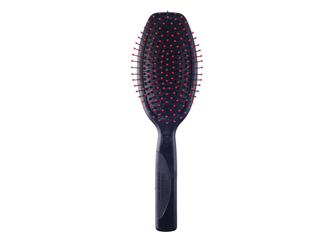 Cricket Static Free Sculpting 220 Brush